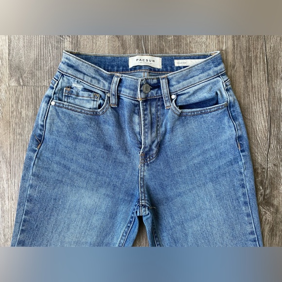 NWT Pacsun Vintage Icon Jeans 22 High Rise Skinny Distressed Denim Pants Raw Hem - Picture 2 of 6